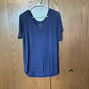American Eagle Soft & Sexy V-neck Shirt size L